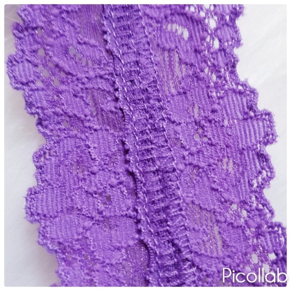 Hanky Panky "Sinature Lace" Camisole - Picture 2 of 3